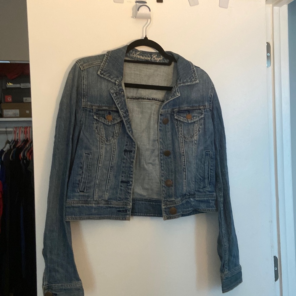 American Eagle cropped jean jacket